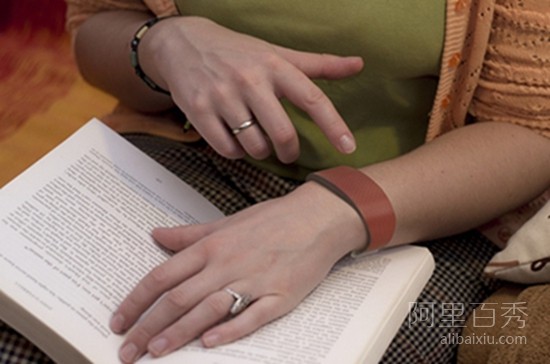 情侣智能感应手环,不在一起也能传递情感(图4) 情侣智能感应手环,不在一起也能传递情感--置顶表情