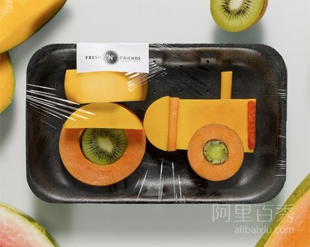 俏皮可爱的水果拼盘,不怕孩子再挑食(图3) 俏皮可爱的水果拼盘,不怕孩子再挑食--置顶表情